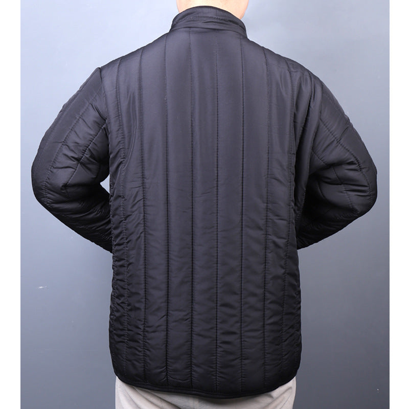 Lightweight and comfortable men's outer jacket